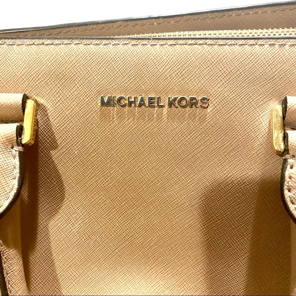Michael Kors | Savannah Large Saffiano Satchel - Picture 3 of 3